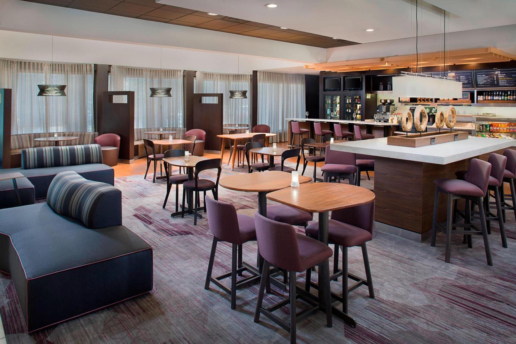 Courtyard By Marriott Birmingham Homewood Buitenkant foto