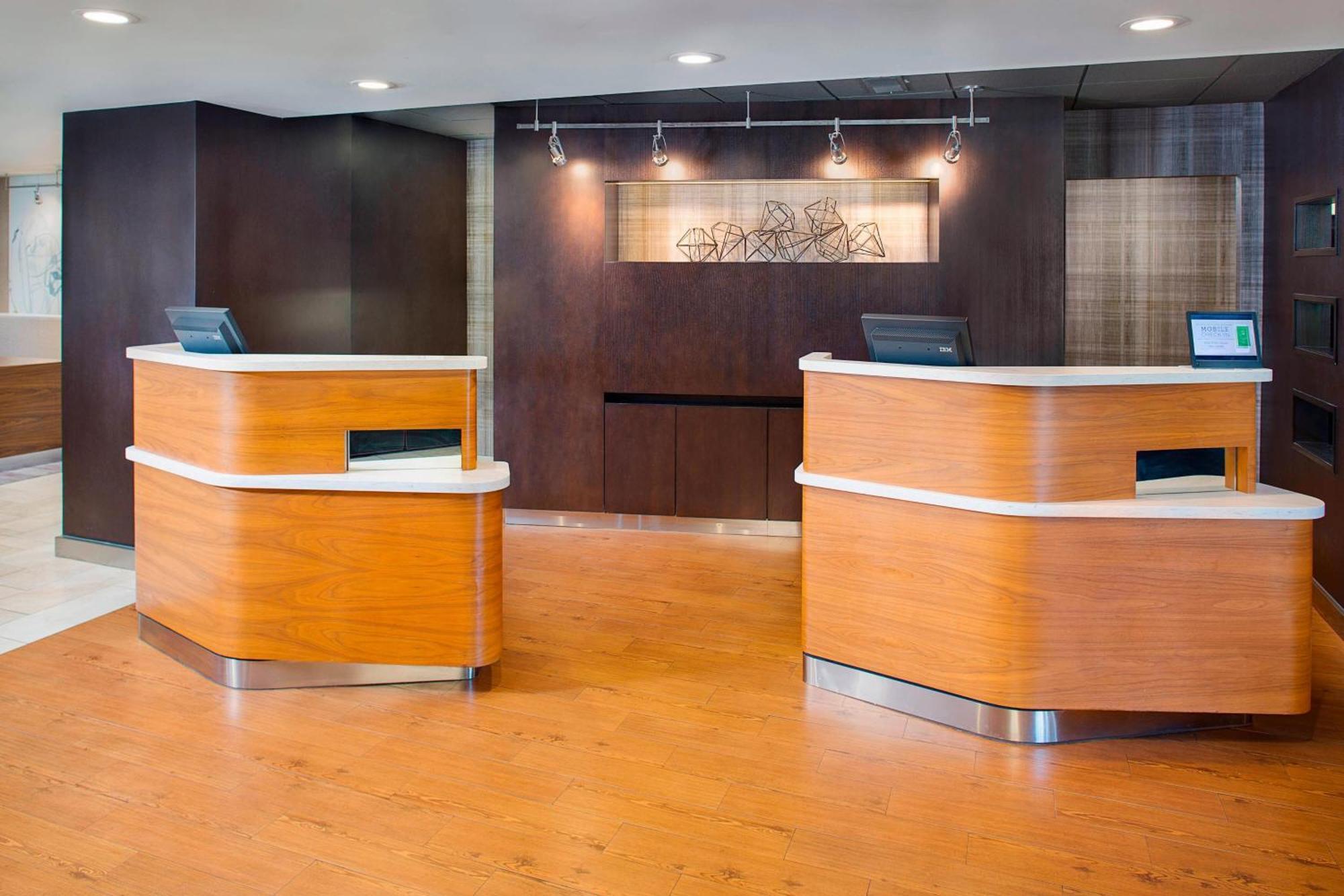 Courtyard By Marriott Birmingham Homewood Buitenkant foto