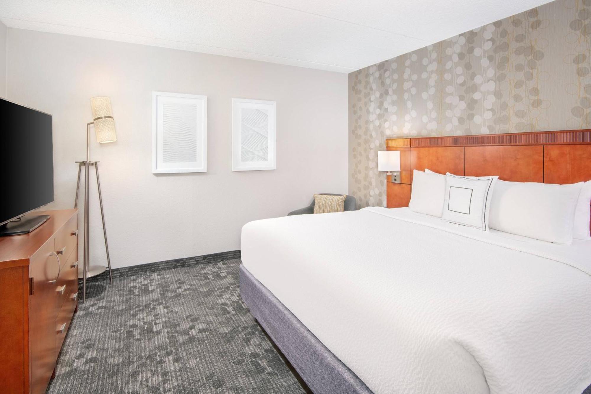 Courtyard By Marriott Birmingham Homewood Buitenkant foto
