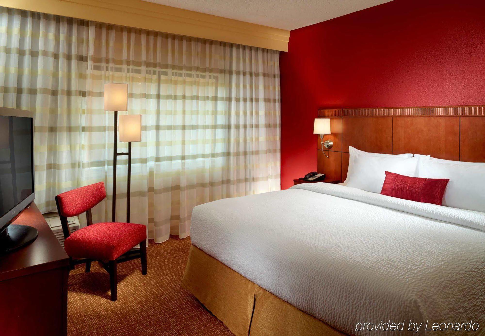 Courtyard By Marriott Birmingham Homewood Buitenkant foto
