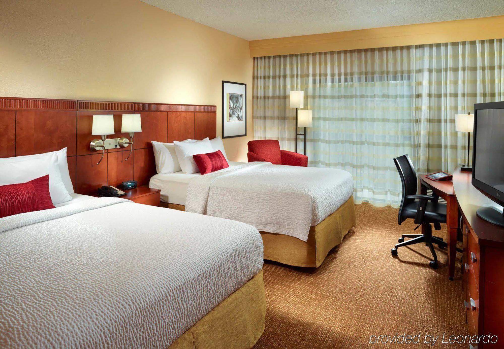 Courtyard By Marriott Birmingham Homewood Buitenkant foto